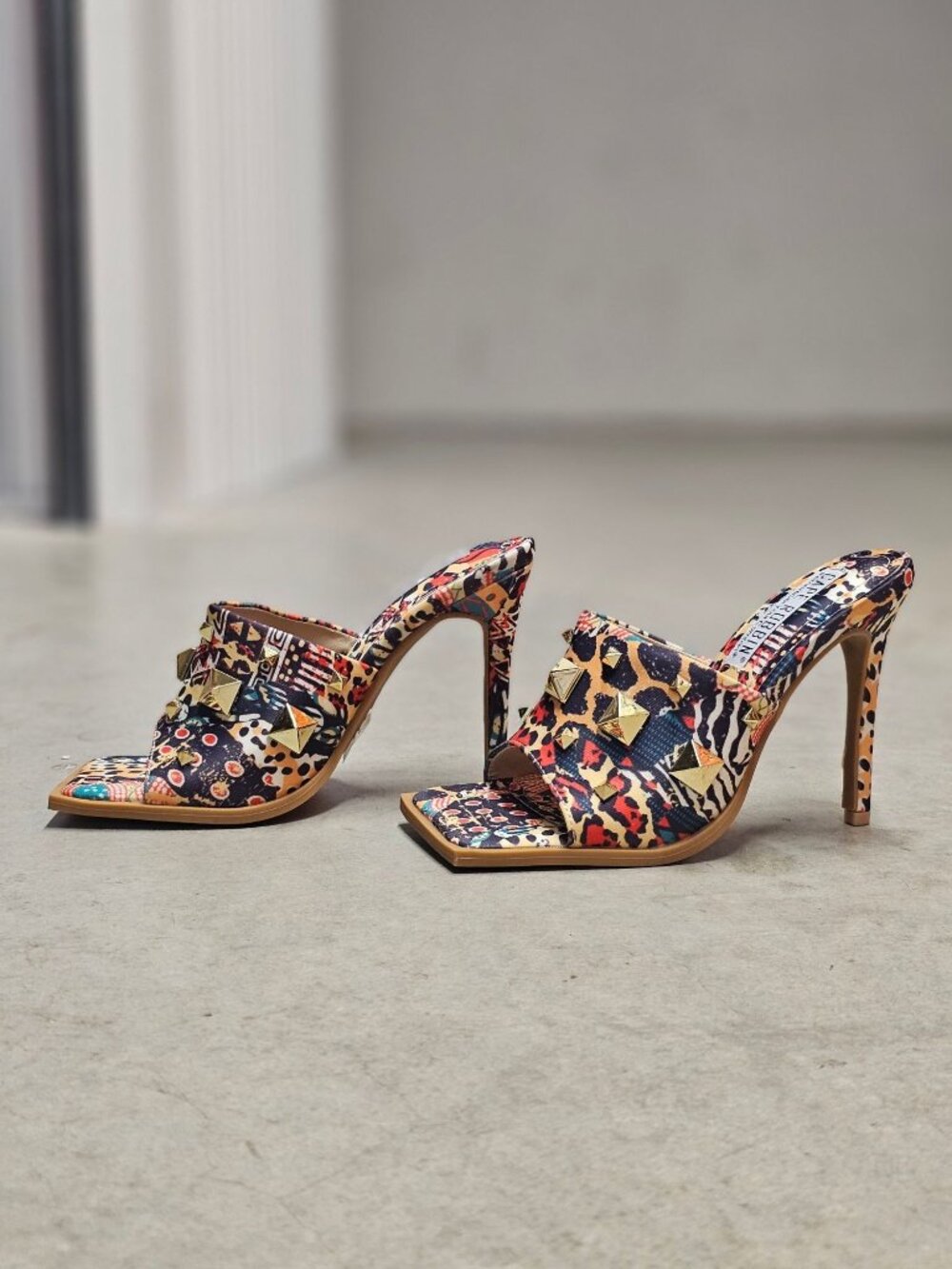 Cape Robbin Gold Studded Multicolor Printed High Heel Mules With Open Toe Womens - Picture 13 of 14